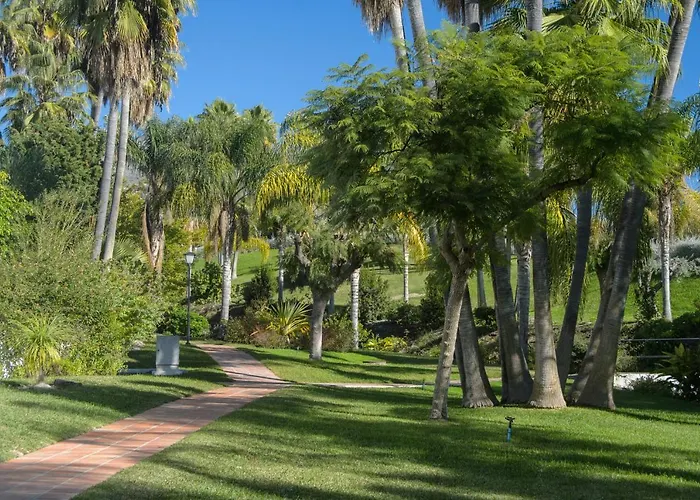 Rabat 2 Oasis * Nerja